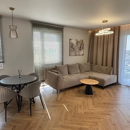 아파트 Sun Apartments, Self Check-in And Free Parking